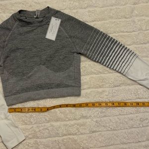 Astoria Activewear Crop Top